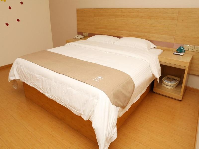 Greentree Inn Wuxi Xishan District Dangkou Town Hubin Road Express Hotel Екстериор снимка